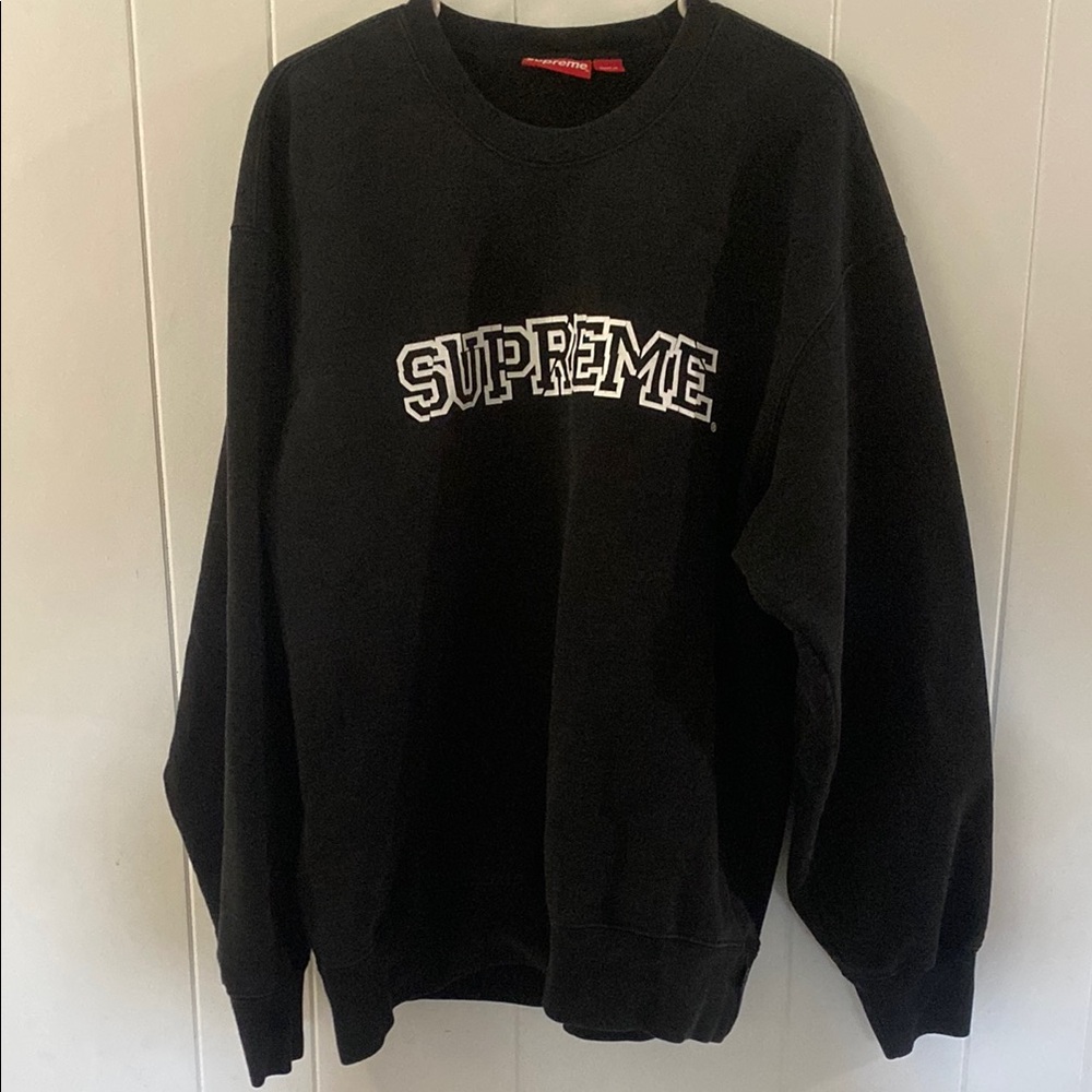Supreme Black Crewneck